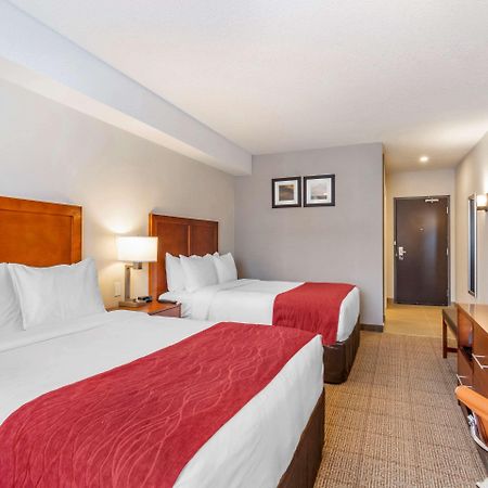 Comfort Inn & Suites Вейлмаунт Екстер'єр фото